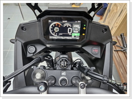 Zündung an und es funktioniert. Könnte fast ein OEM Teil sein. ;-) Zündung an und es funktioniert. Könnte fast ein OEM Teil sein. ;-)