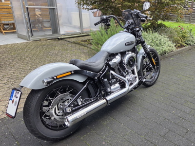 Ein ge&auml;nderter Saddlemen Renegade von Spirit Leather.