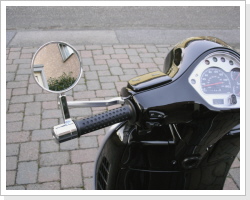 Und am Roller. Und am Roller.